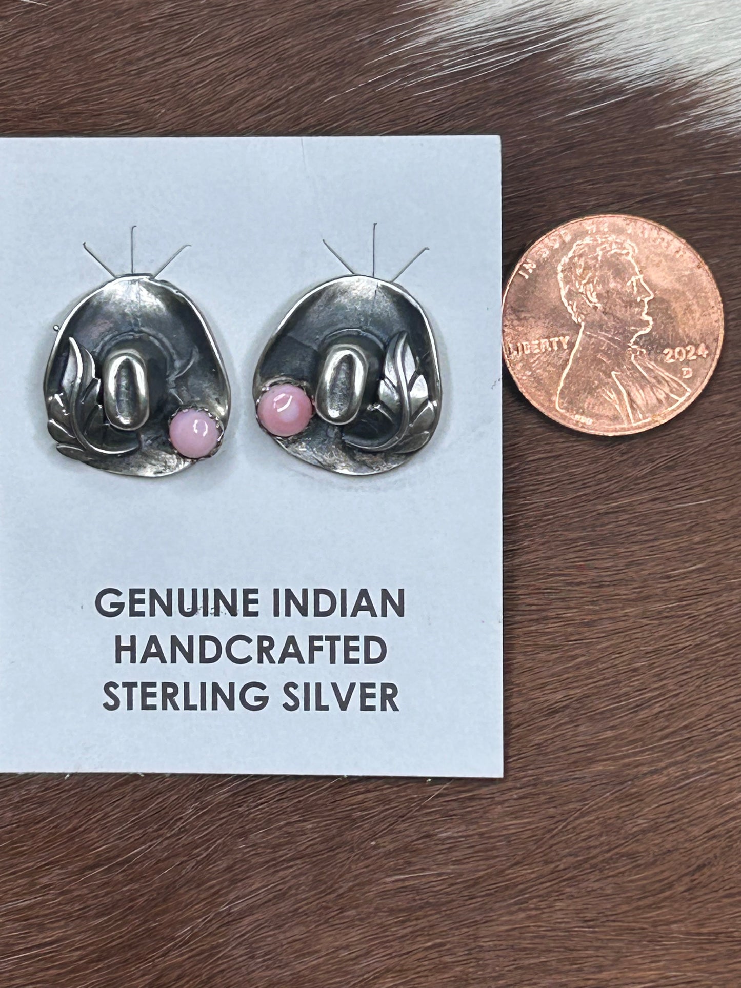 Earrings - Cowboy Hat Stud Earrings Pink Conch stone by Gilbert Platero - Sterling Silver Navajo Jewelry