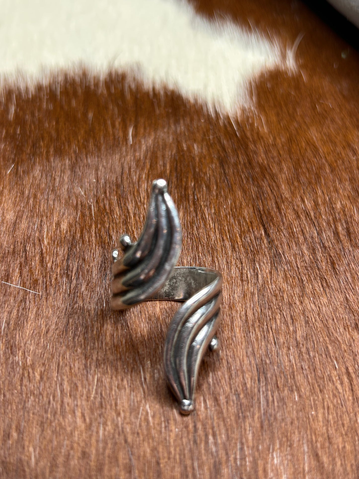 Mexican SS modernist Wave Bypass Ring